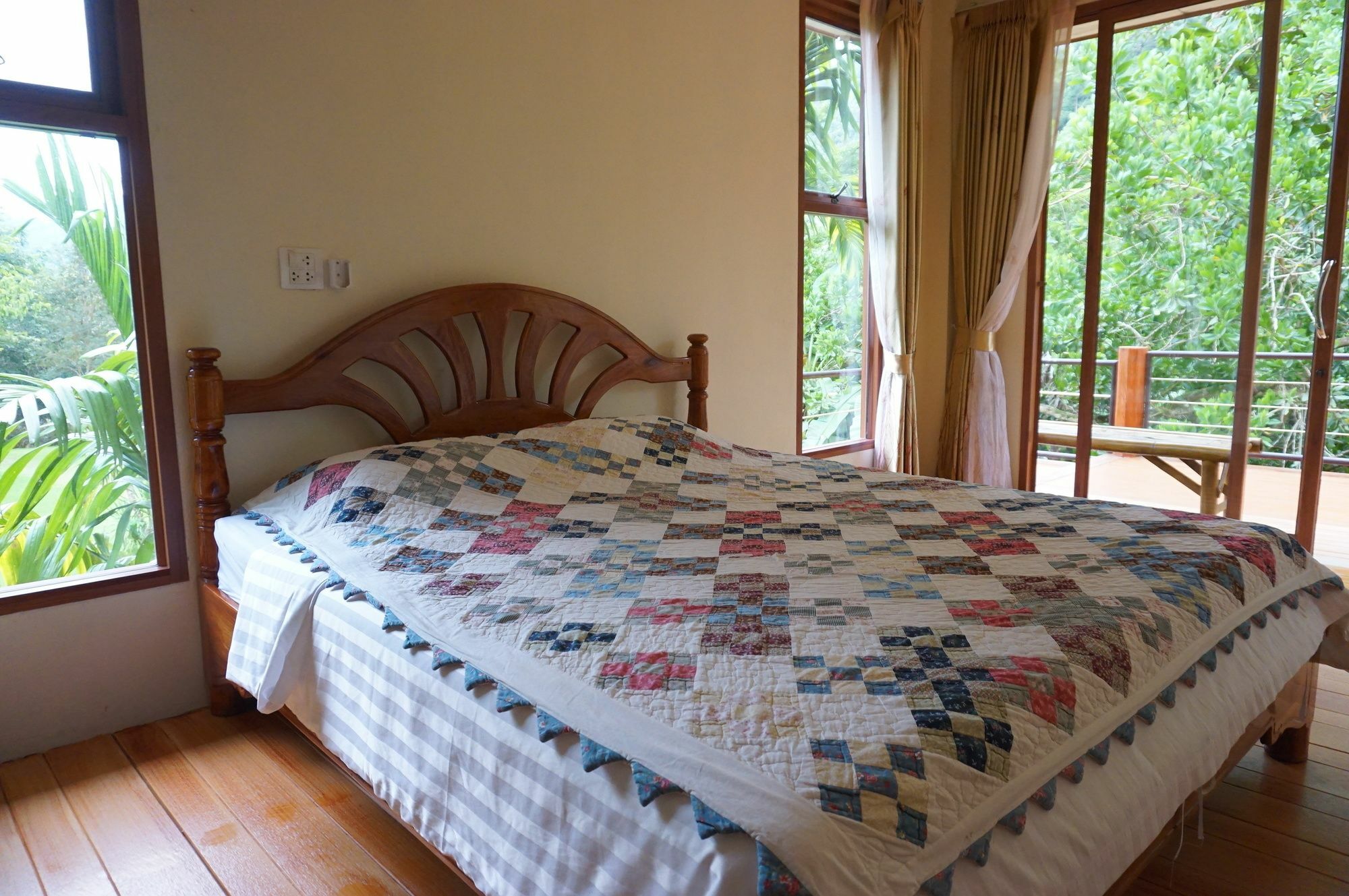 Smallville Resort Ranong Exterior foto